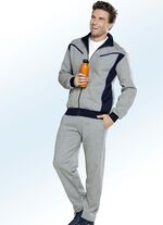 Freizeitanzug mit zwei Hosen 